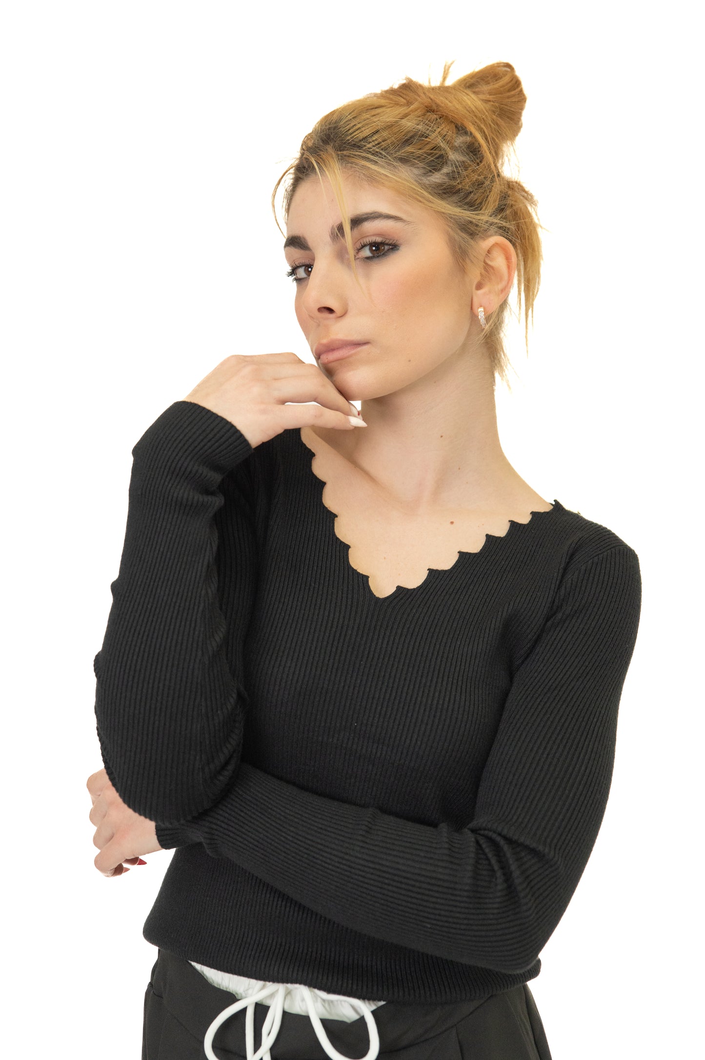 Μπλουζάκι με λαιμόκοψη