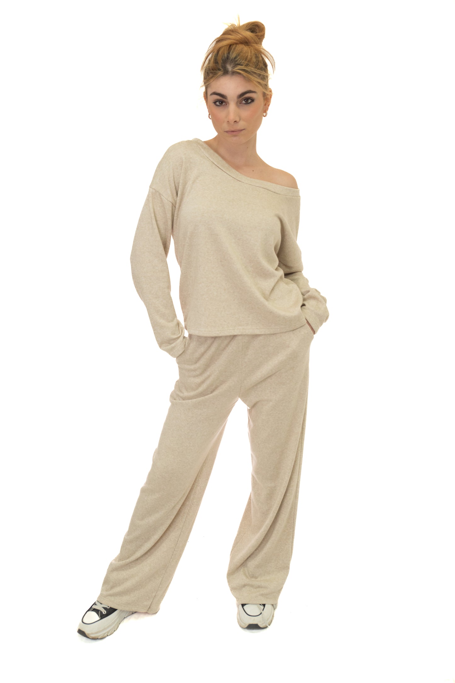 Σετ φόρμα με έναν ώμο